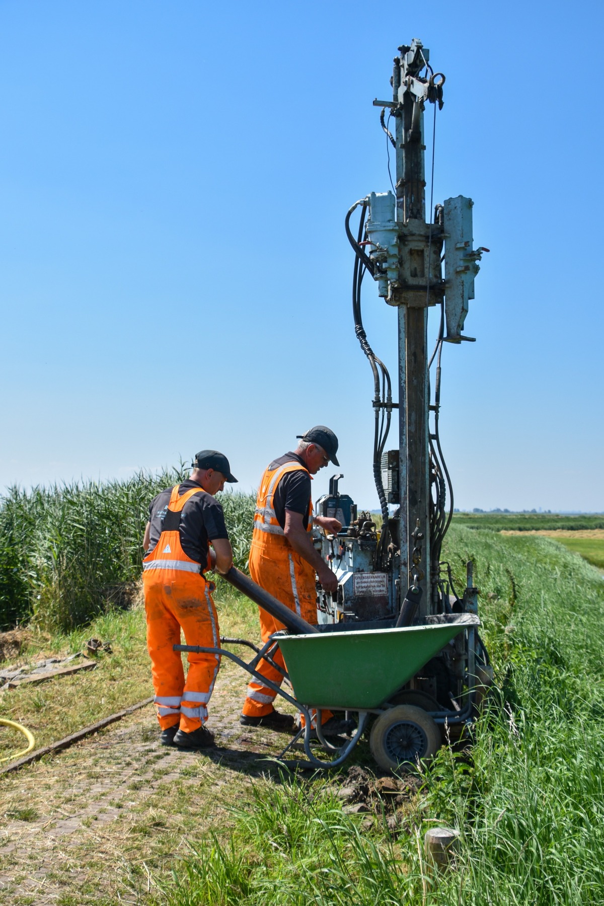 Dijkversterking Marken monitoring Wiertsema & Partners